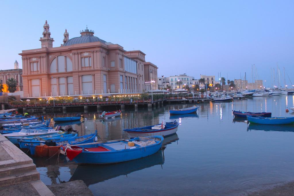 Palazzo Verrone Bari Eksteriør billede